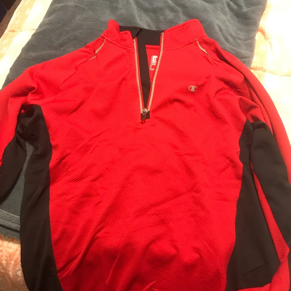 Champion Pull over